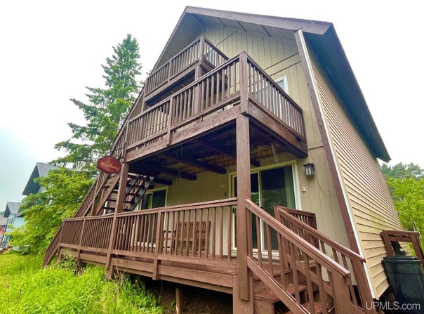 E6280 Snowdrift, Ironwood, MI 49938