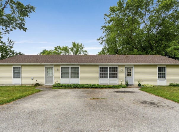 204 N Randolph St, South Whitley, IN 46787