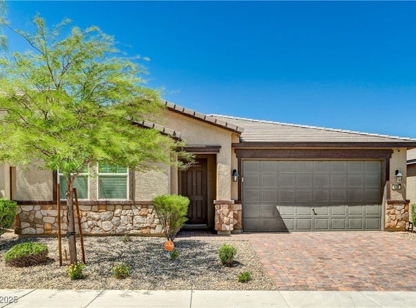 138 Red Sandstone Avenue, North Las Vegas, NV 89031