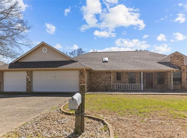 103 Holly Hill Lane, Bullard, TX 75757