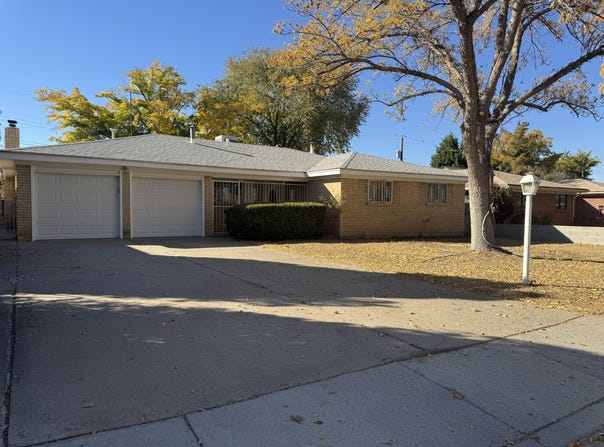 445 Graceland Drive SE, Albuquerque, NM 87108