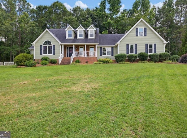 42 Woods Way, Carrollton, GA 30117