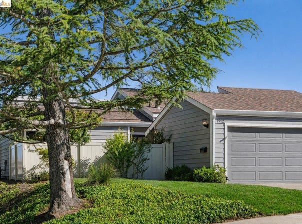 1912 Ascot Dr, Moraga, CA 94556