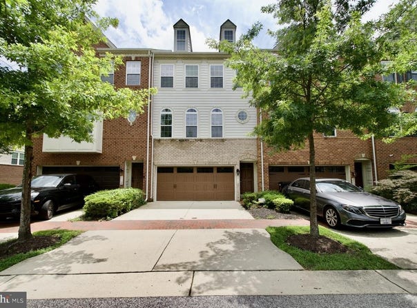 2110 CONGRESBURY PLACE, UPPER MARLBORO, MD 20774
