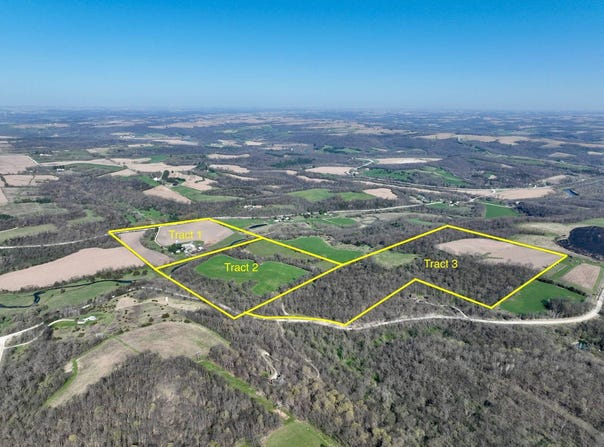 2536 143rd Ave, Decorah, IA 52101