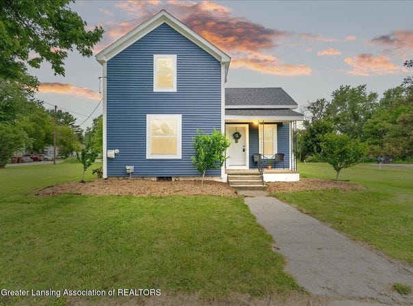 903 E State Street, St. Johns, MI 48879