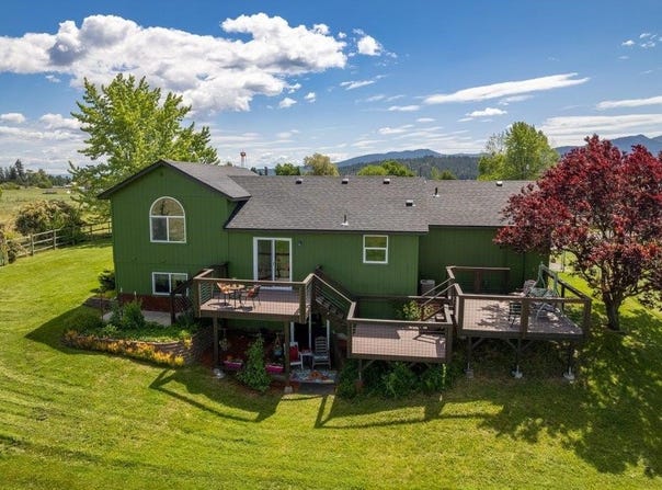 23823 E Garland Ave, Otis Orchards, WA 99027