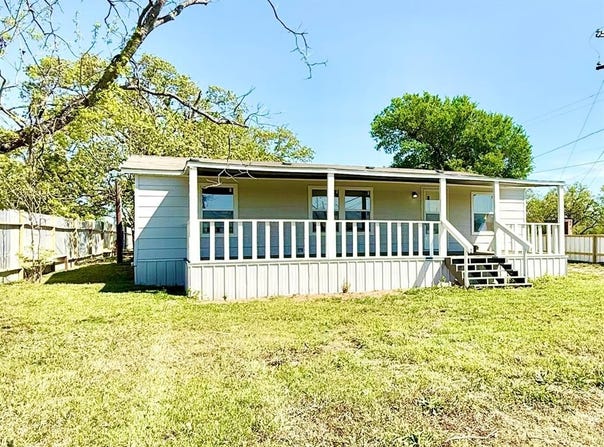 8696 Palo Pinto Highway, Mineral Wells, TX 76067