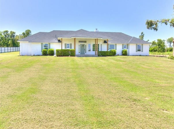 4217 Maxine Drive, Choctaw, OK 73020