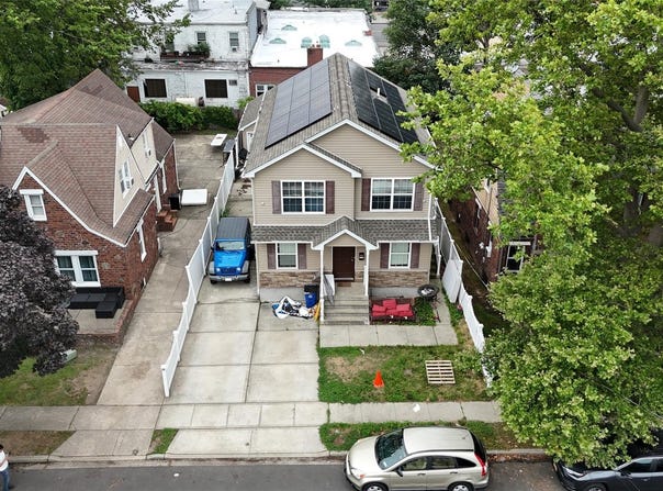 170 Ivy Street, Hempstead, NY 11552