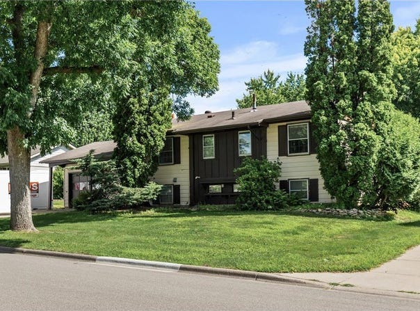 8108 Hemingway Avenue S, Cottage Grove, MN 55016