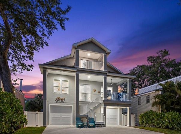 322 ONTARIO AVENUE, CRYSTAL BEACH, FL 34681
