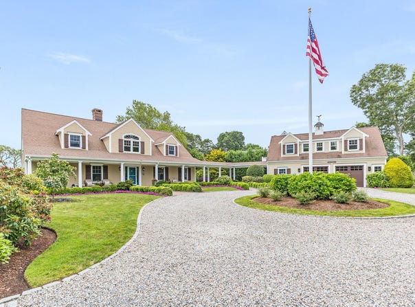 35 Hidden Lane, Osterville, MA 02655
