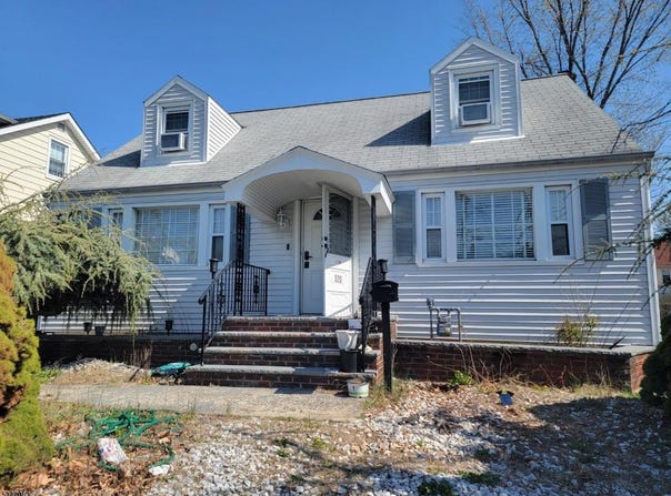 520 Garfield St, Linden City, NJ 07036-1406