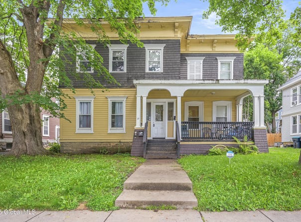 31 Cedar Street, Oneonta, NY 13820