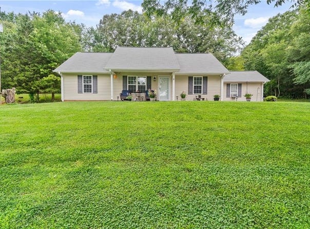 235 Tucker Hollow Road SE, Calhoun, GA 30701