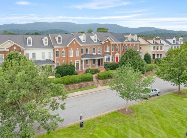 219 GRASS DALE LN, CROZET, VA 22932