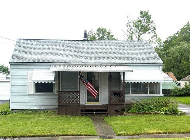 2065 Clermont Avenue NE, Warren, OH 44483