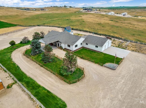 9770 Farner Rd, Nampa, ID 83686-9148
