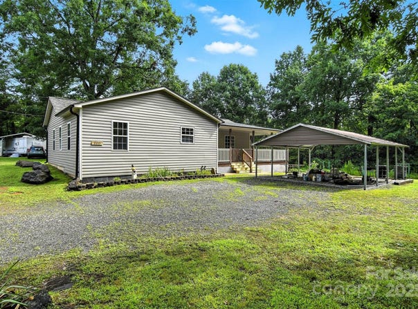 2215 Green Haven Park Road, Morganton, NC 28655