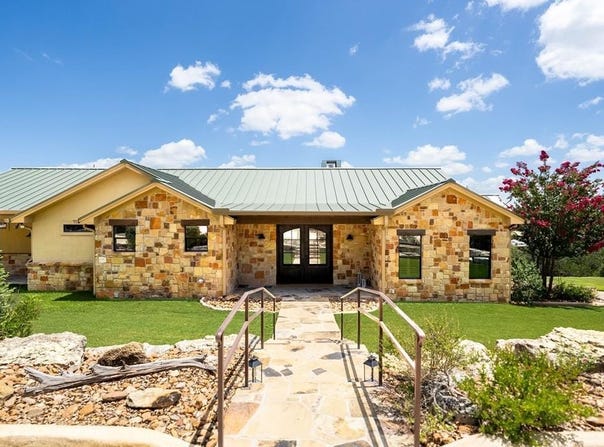112 Juniper Pt, Ingram, TX 78025