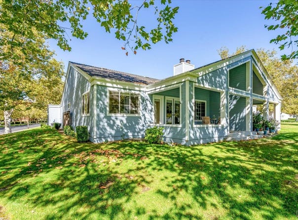 9200 Lakewood Drive, Windsor, CA 95492