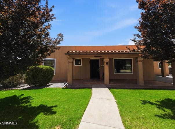 2425 Calle De Santiago, Mesilla, NM 88046