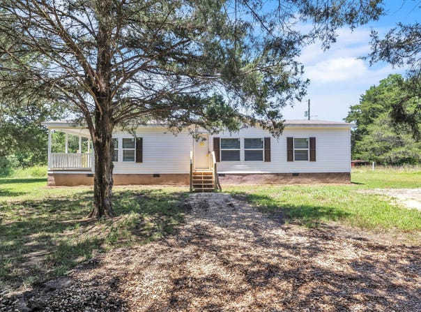 391 Muldrow Rd, Starkville, MS 39759