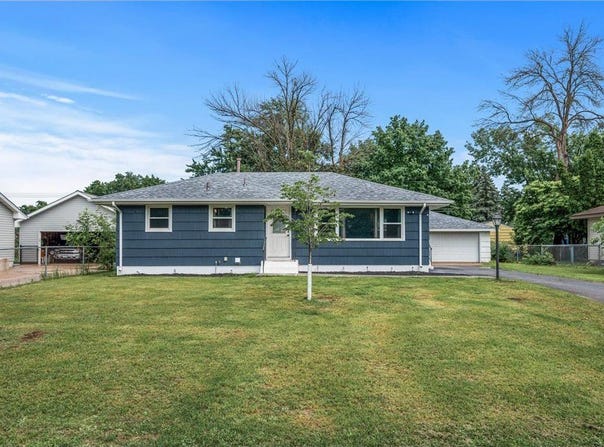 7206 June Avenue N, Brooklyn Center, MN 55429