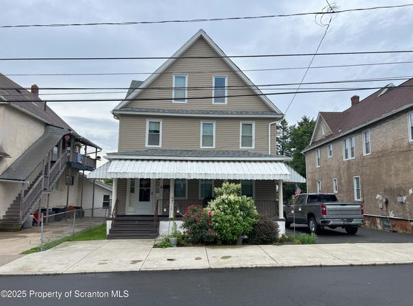 350 Smith Street, Dunmore, PA 18512