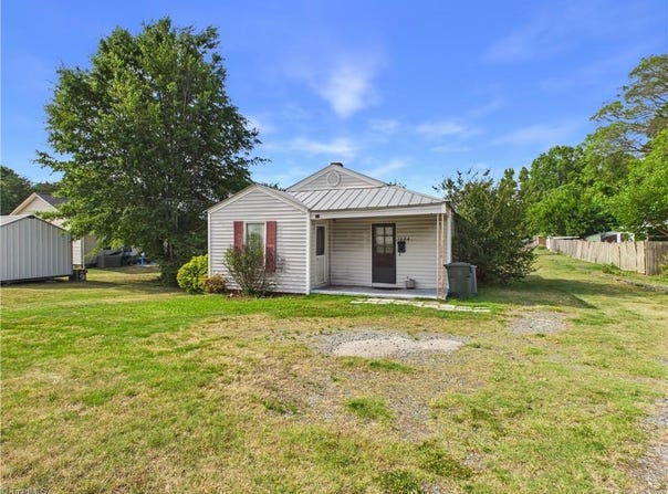 1004 Unity Street, Thomasville, NC 27360