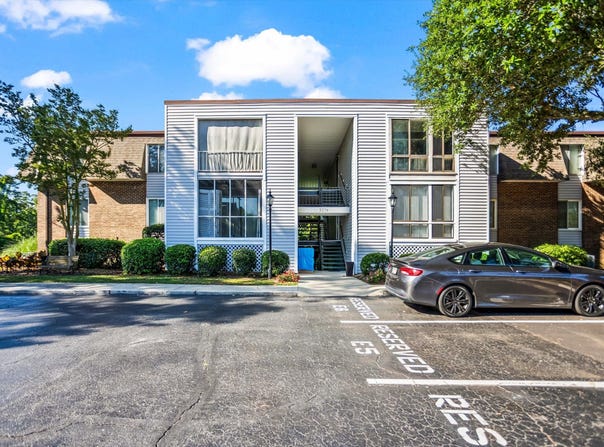 327 Laurens Street SW, Aiken, SC 29801