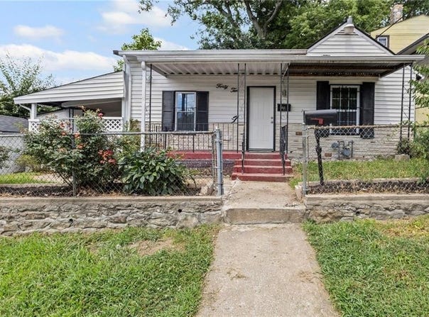 4010 Smart Avenue, Kansas City, MO 64124