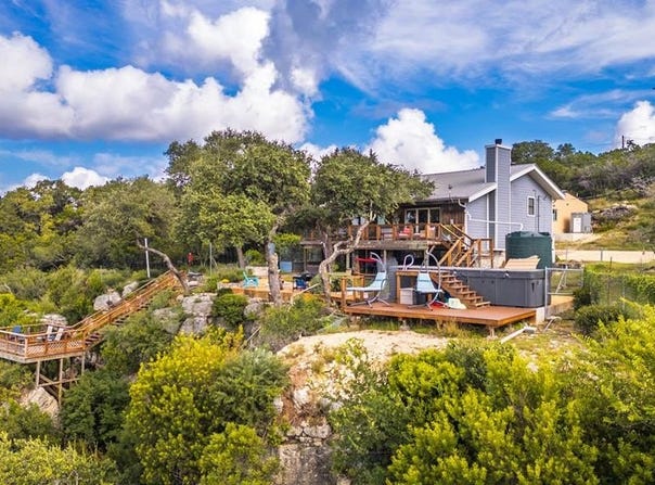314 Summit Dr, Lakehills, TX 78063