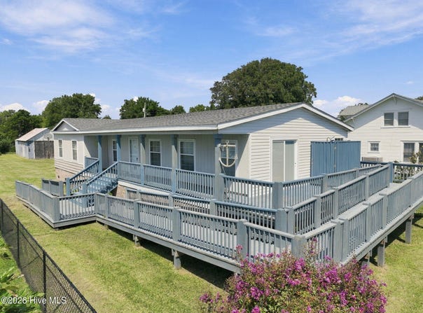 238 Lucille Lewis Drive, Marshallberg, NC 28553