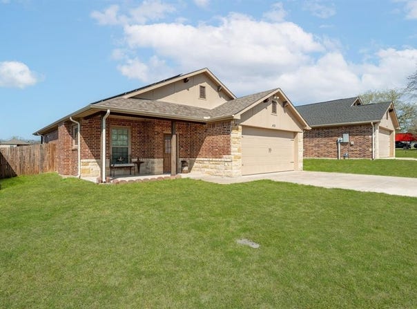 412 Poplar Street, Hico, TX 76457