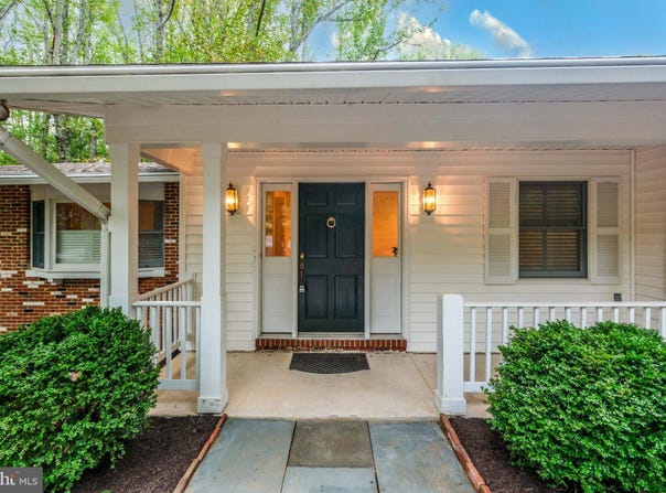 2530 LEEDS Road, OAKTON, VA 22124