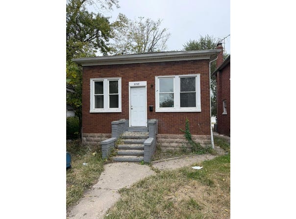3749 Washington Street, Gary, IN 46408
