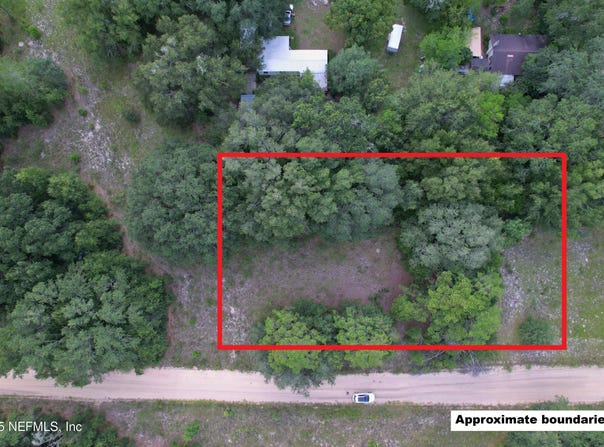 GUY Avenue, Interlachen, FL 32148