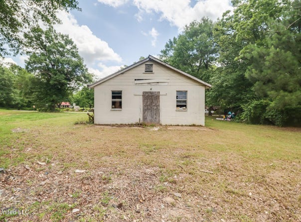 Golden Street, Wiggins, MS 39577