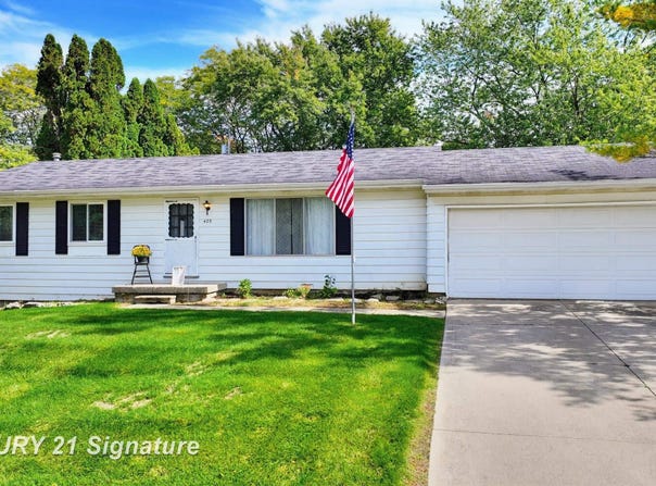 429 Holland Road, Flushing, MI 48433-2115