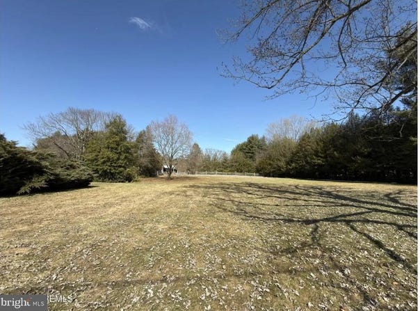 327 SHARON Road, ROBBINSVILLE, NJ 08691