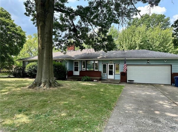 1004 N Bentley Avenue, Niles, OH 44446