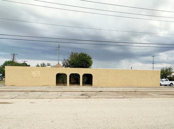 207 E 7th St, Big Spring, TX 79720