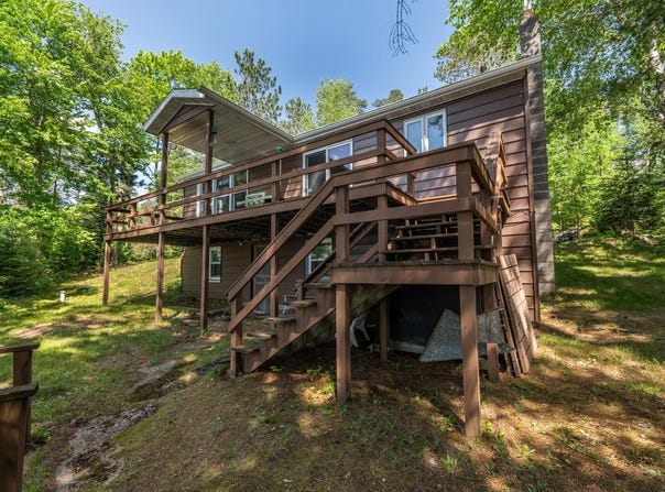 N12098 POST LAKE DR N, Elcho, WI 54428
