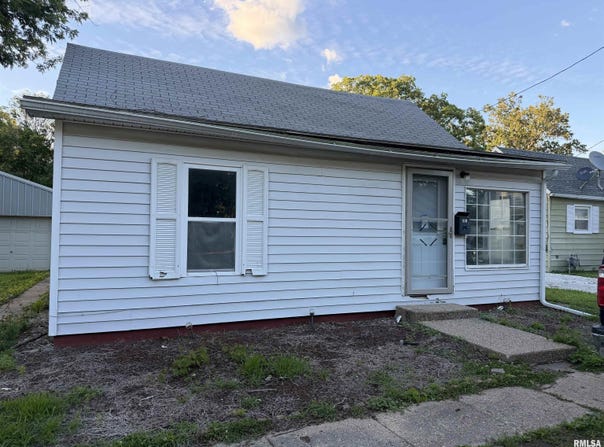 714 W AVENUE F, Lewistown, IL 61542
