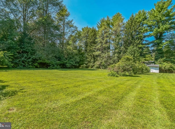 31 RABBIT RUN ROAD, ROSE VALLEY, PA 19086