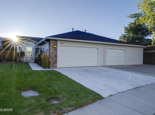 3084 Austin Lane, Carson City, NV 89701