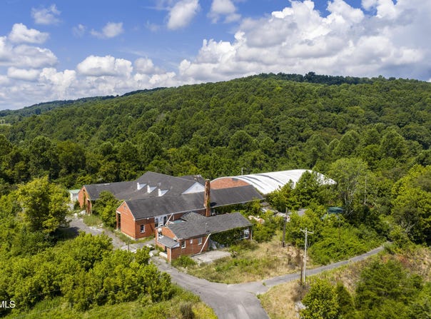 1010 Clinch Valley Road, Eidson, TN 37731