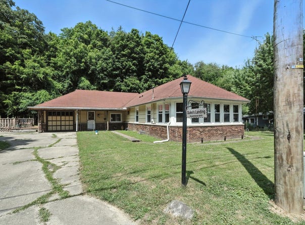 1293 Pearl Street, Buchanan, MI 49107
